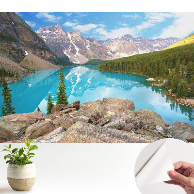 Fototapet autoadeziv pentru living Adâncurile albastre ale unui lac de munte