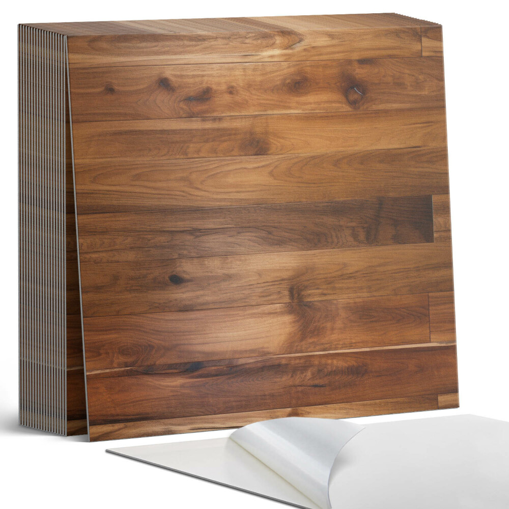 Plăci din PVC autoadezive Model din lemn într-un aranjament armonios