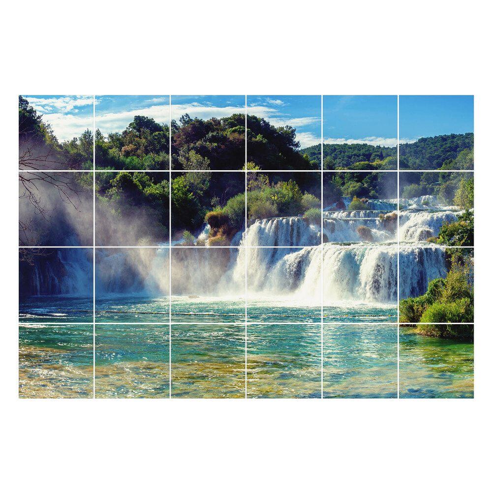 Autocolante gresie Cascade înconjurate de natură