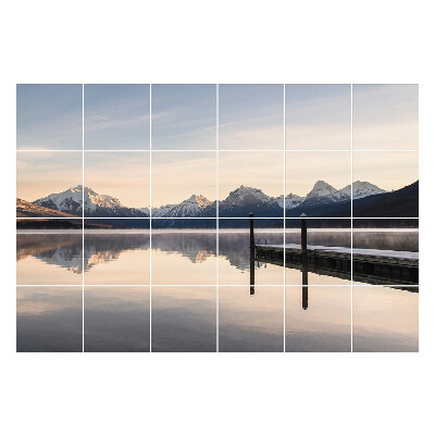 Autocolante pentru gresie Peisaj montan lângă lac