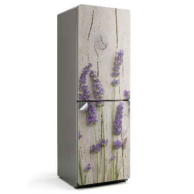 Autocolant pentru frigider Flori de lavandă pe fundal de lemn