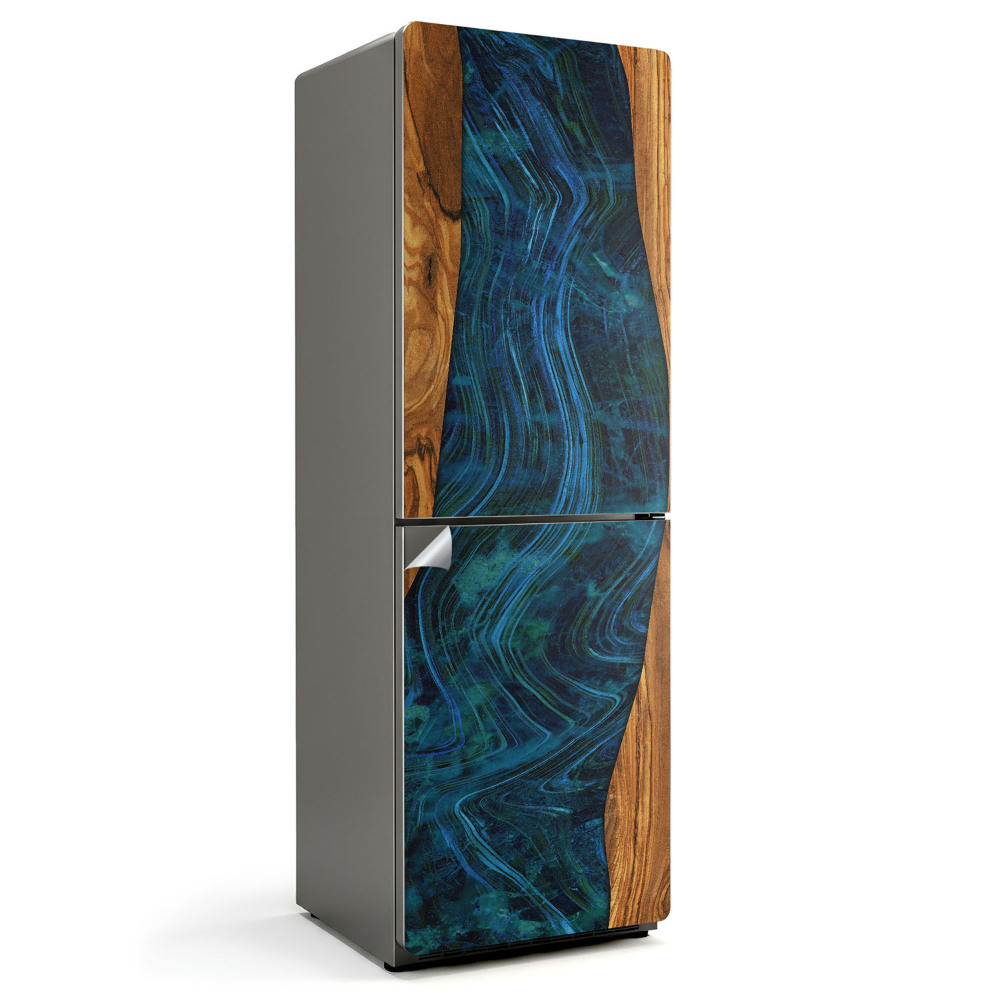 Folie frigider Un val de rășină în lemn