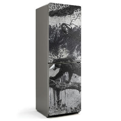 Folie frigider Panteră pe o creangă