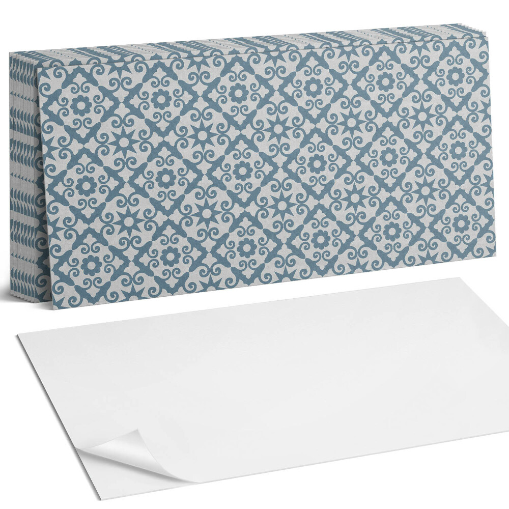 Panou decorativ Model cu ornamente și flori