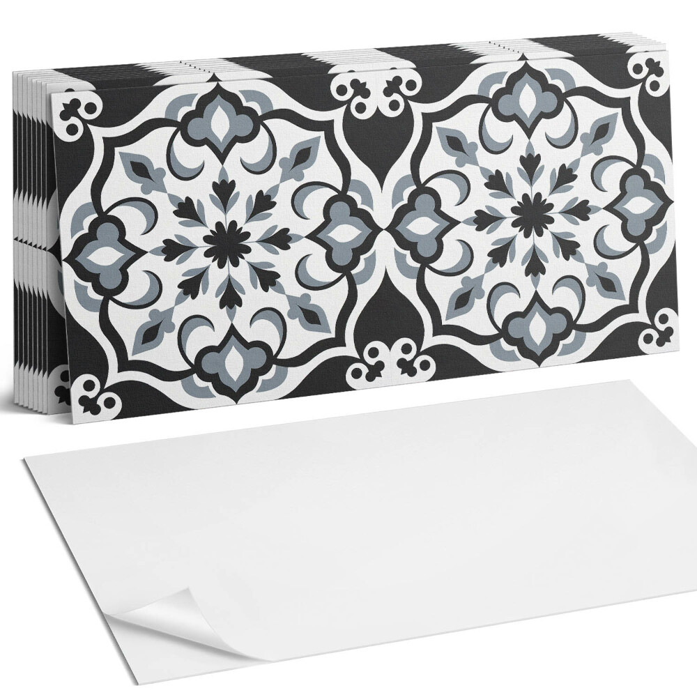 Panou perete Model floral cu ornamente