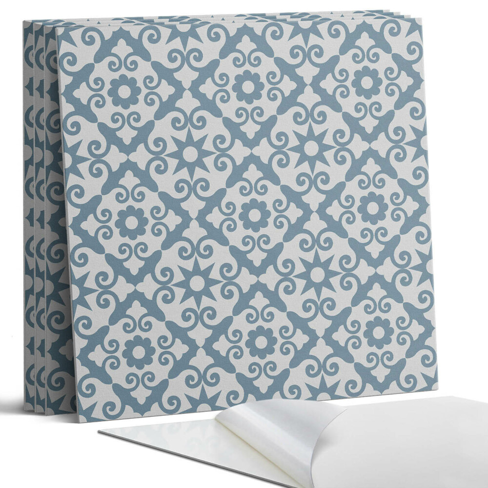 Panou perete Model cu ornamente și flori