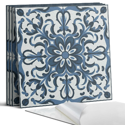 Panou perete Model floral cu ornamente